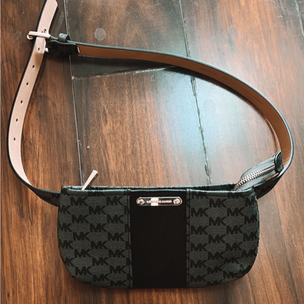 MICHAEL KORS Belt & Fanny Pack NWT